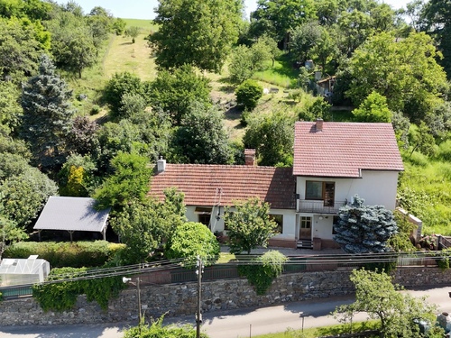 Prodej rodinného domu 180 m², pozemek 917 m²