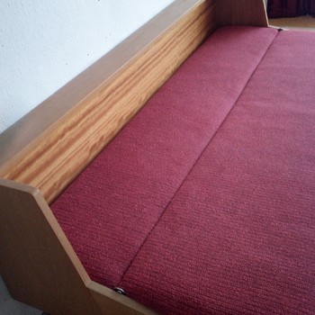 Retro rozkládací pohovka JITONA