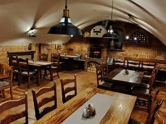 Restaurace PAVIR nabízí práci na pozici Servírka / Číšník v obci Židlochovice