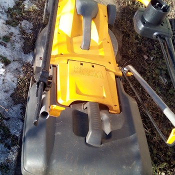 Prodám - elektrická zahradní sekačka STIGA