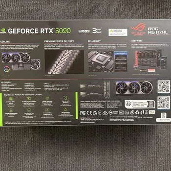 ASUS NVIDIA GeForce RTX 5090 OC Edition 32GB GDDR7 PCIe 5.0 Graphics Card