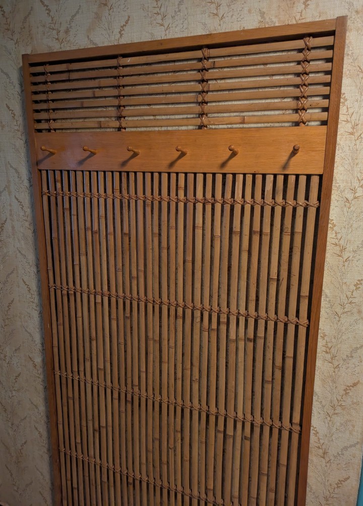 RETRO věšáková stěna