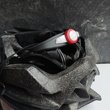 Prodám  Cyklistickou přilbu PROT Zamora .