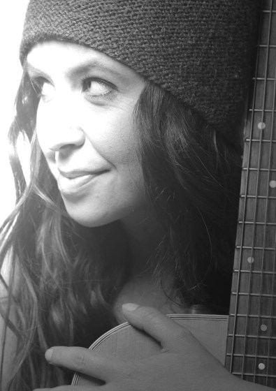 Plakát události Undercover - Alanis Morissette tribute band + Onen svět