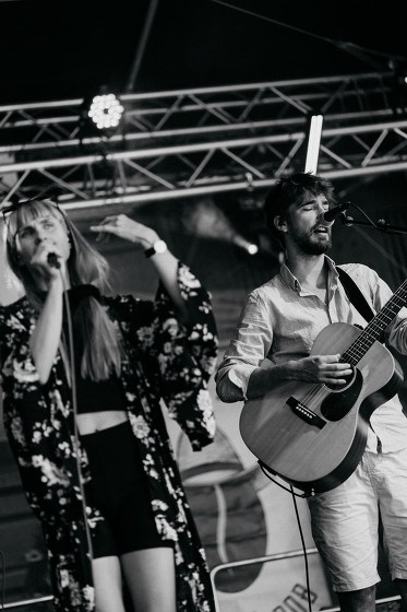 Plakát události LENKA V DAVU | monjur