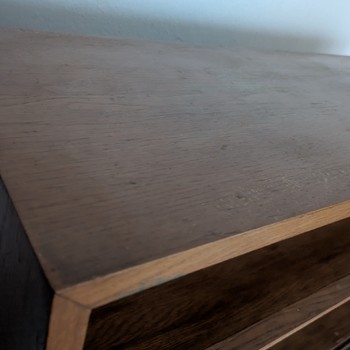 Retro dubová knihovna z roku 1956 – UP závody Třešť