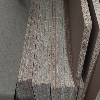 Desky z dřevotřísky - NOVÉ