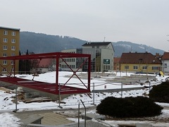 Rok od otevření klidové zóny po hotelu Dukla: Blansko si ještě připlatí