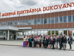 Svátek matek využily ženy regionu k návštěvě Jaderné elektrárny Dukovany 