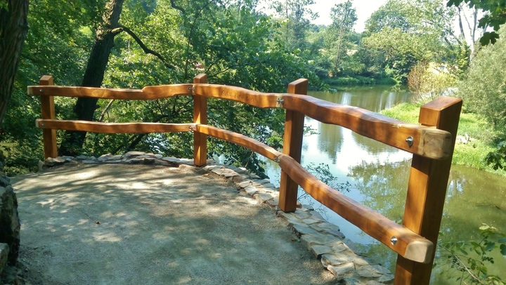 Cesta podél Jihlavy Ivančice (4) + Městské lesy Ivančice.jpg
