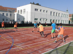 ZŠ Ivančická v Moravském Krumlově otevřela nové hřiště