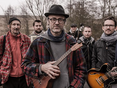 Zpříjemněte si poslední červencový víkend koncertem Mirka Kemela