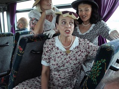 Sestry Havelkovy zpívaly v autobusu. Zvaly na festival Petra Dvorského