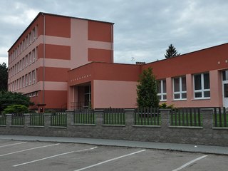 Ředitelku školy v Hustopečích pověřili řízením jídelny. Nikoho jiného nenašli