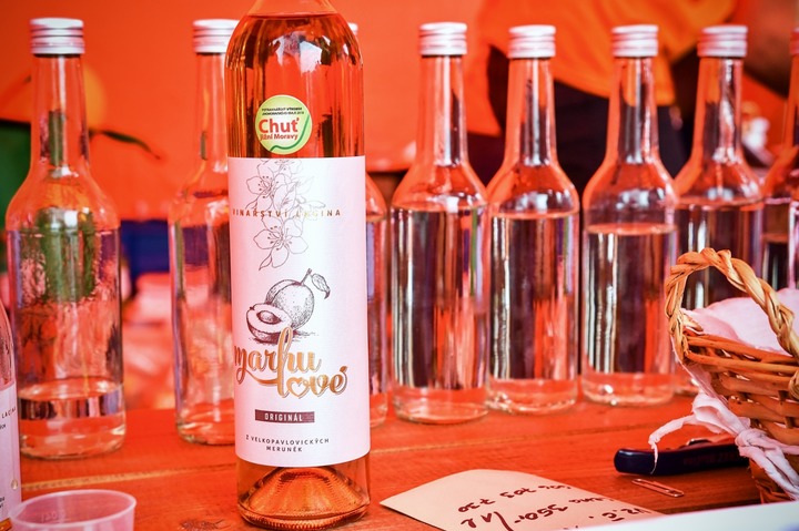 Meruňkobraní Židlochovice 2019 (7) + MěÚ Židlochovice.jpg