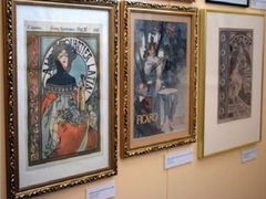 Alfons Mucha se vrátil do rodných Ivančic - výstava ukázala jeho raná díla