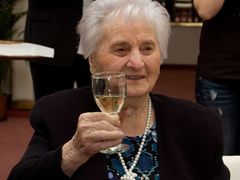 Marie Cahová oslavila 105. narozeniny