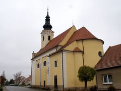 Na opravu střechy kostela se v Popicích se skládali na vánočním zpívání