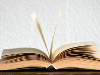 Pět set let radnice ve Velkém Meziříčí připonene nová kniha Pět set let radnice ve Velkém Meziříčí připonene nová kniha