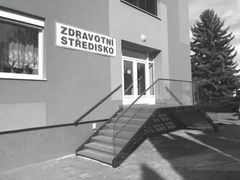 Opravy Zdravotního střediska ve Velkých Opatovicích pokračují i letos