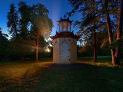 FOTO: Zámecký park ve Slavkově zdobí nový čínský altán