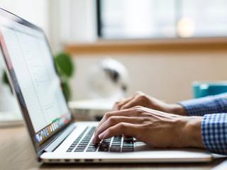 Nový chatbot na webu Neratovic nikdy nespí: občanům odpovídá na dotazy AI