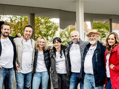 FOTO: Finalisté MasterChef Česko pomáhají autistům vybudovat bydlení v Mokré-Horákově