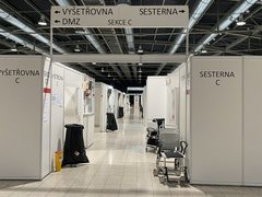 Po téměř devíti měsících se přesouvá nejstarší očkovací centrum v ČR