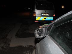 Poblíž Kyjova urazil zpětné zrcátko. Policisté hledají řidiče, který ujel od nehody
