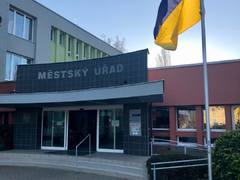 Pohořelice a Moravský Krumlov pořádají sbírky pro ubytované uprchlíky z Ukrajiny