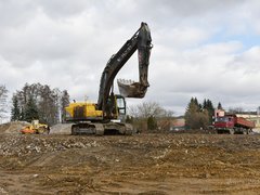 FOTO: Stavba obchodního centra v Blansku pokračuje. Hotové by mělo být do konce roku