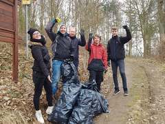 FOTO: V Boskovicích se do celorepublikové akce Ukliďme Česko zapojili děti i dospělí