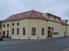 FOTO: V Katolickém domě v Dědicích u Vyškova vznikly nové sociální byty