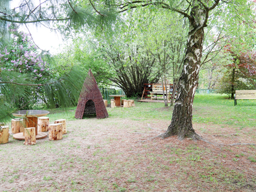 Zahrady na obou pracovištích MŠ Duha Třebíč byly 4. října slavnostně otevřeny