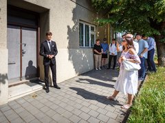 FOTO: Ve Šlapanicích přibyly další kameny zmizelých. Připomínají oběti holocaustu