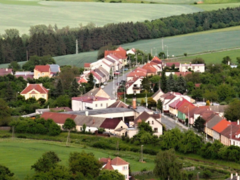 Uběhlo 45 let od vzniku Nových Petrovic Uběhlo 45 let od vzniku Nových Petrovic