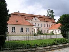 Dukovany zámek pronajmou