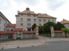 Český Brod odkoupí areál bývalé školy v Liblicích. Vybuduje zde vzdělávací kampus se školami i školkou