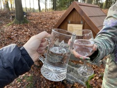 V brdských lesích u Dobříše vznikla nová studánka