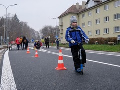 OBRAZEM: Lidé v Kuřimi společně otevřeli nový úsek opravené silnice Legionářská