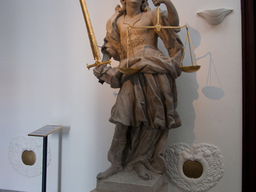 Pámátník z betonu v Adamově nabídnou městu