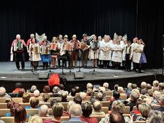 OBRAZEM: Na historicky první setkání harmonikářů v Hustopečích se sjeli hráči z Česka i Slovenska