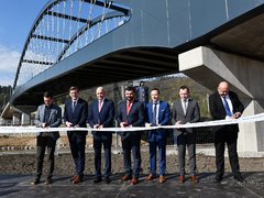 FOTO: V Blansku slavnostně otevřeli nové přemostění. Připomeňte si, jak stavba probíhala