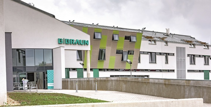 B.Braun_Omnia_Slavkov_u_Brna_Dialyza_ambulance_rehabilitace_B._Braun_Domov_s_usmevem_nove_pod_AH.jpg