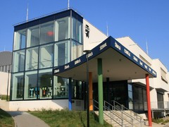 Ředitel školy ve Šlapanicích byl odvolán také kvůli nadměrnému alkoholu na pracovišti
