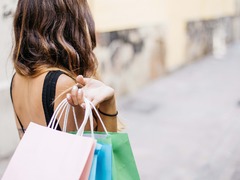 Obchodní centrum v Kozomíně čeká další rozšíření o osm nových prodejen