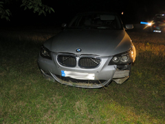 Pohotovým manévrem zabránila katastrofě. Po zběsilém řidiči pátrají vyškovští policisté