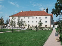 OBRAZEM: Vedení kraje navštívilo domov pro seniory v Mělníku