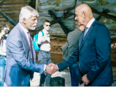 Prezident Petr Pavel se během své návštěvy Jihomoravského kraje setkal i se starostou Blanska Jiřím Crhou