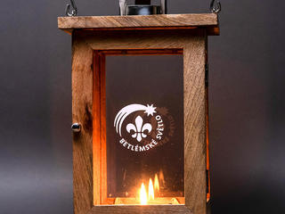 Betlémské světlo dorazí na vaše nádraží. Skauti z Berouna rozvezou světlo z Berouna do Rakovníka